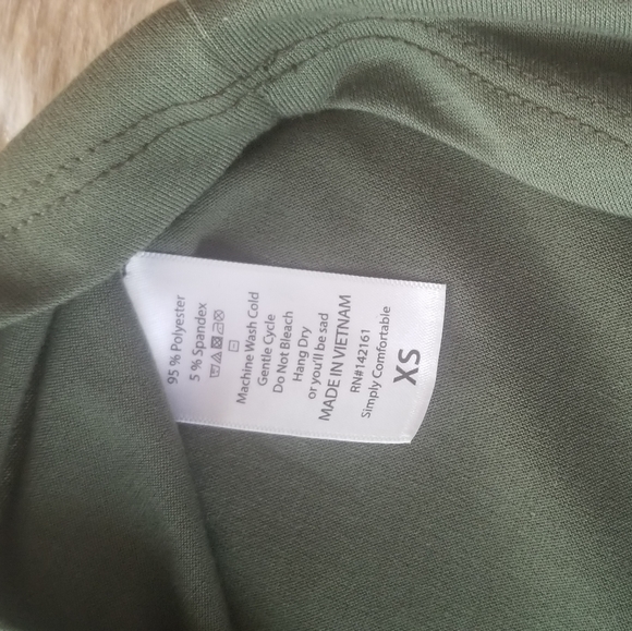 LuLaRoe Irma - Picture 2 of 8